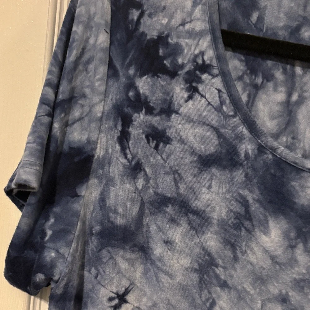 Blue Tie-Dye Short Sleeve Women's Top - Picture 2 of 7